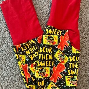 Red and Black Maxiloones